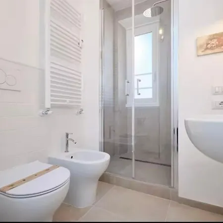 Apartment La Casa A Tuscolana Rome